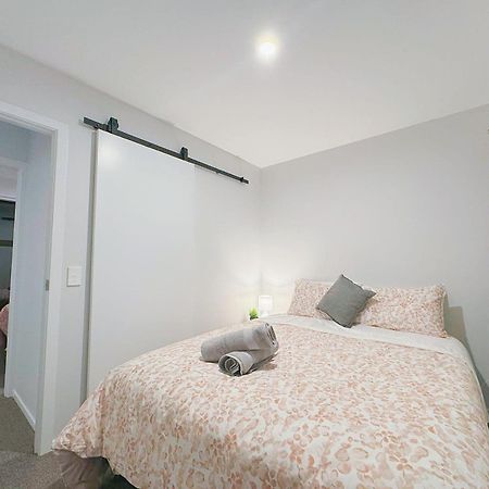 Modern & Stylish 3 Bedroom At Lowerhutt Lower Hutt Kültér fotó