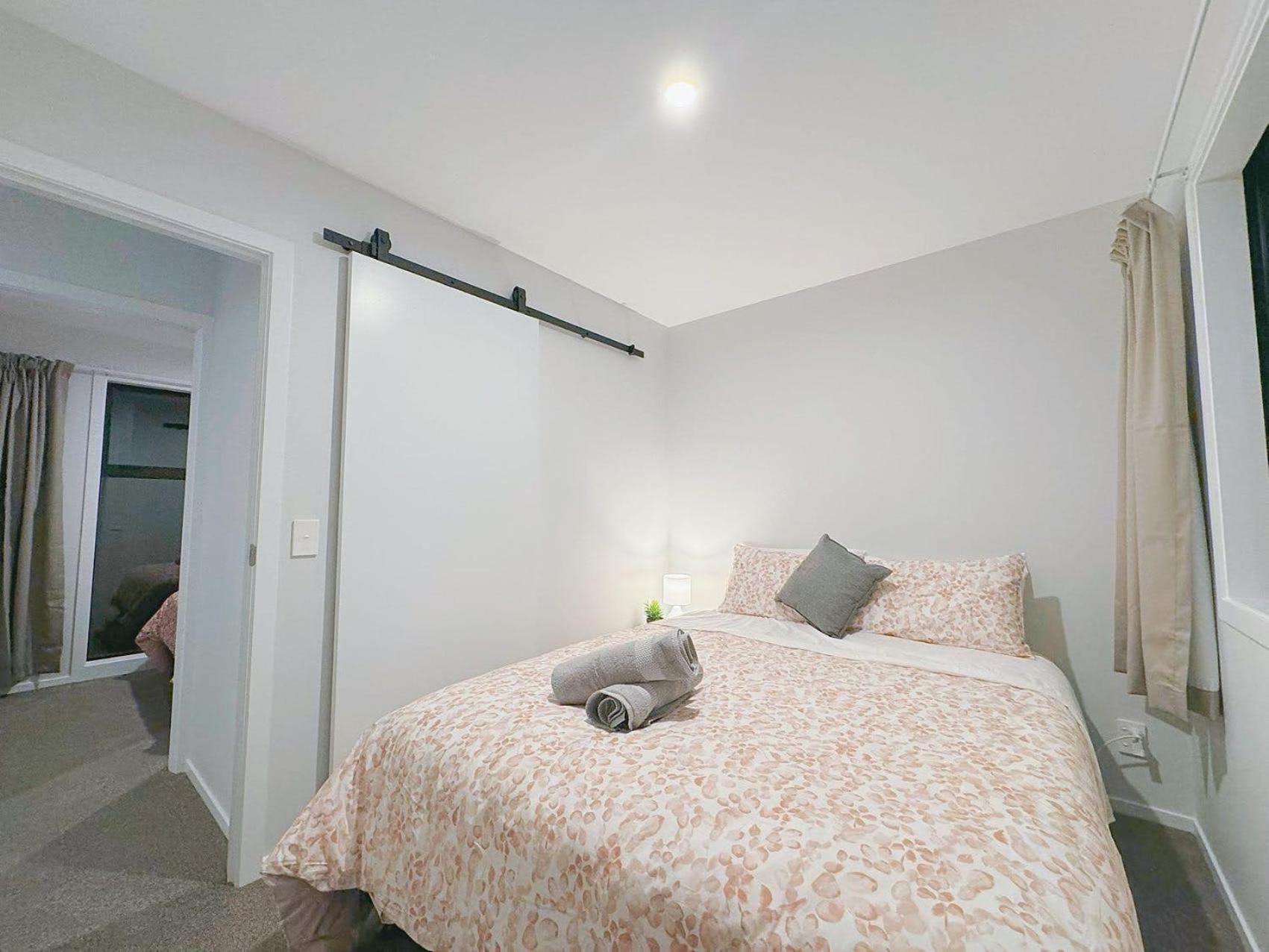 Modern & Stylish 3 Bedroom At Lowerhutt Lower Hutt Kültér fotó